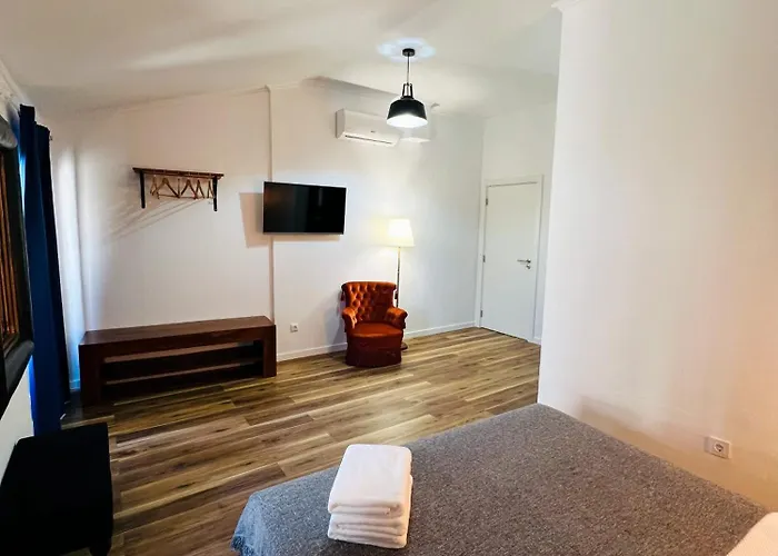 Junkeira - Casa, Douro E Campo Junqueira